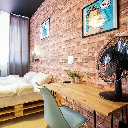 Retro Apartment *