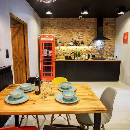 Retro Apartment