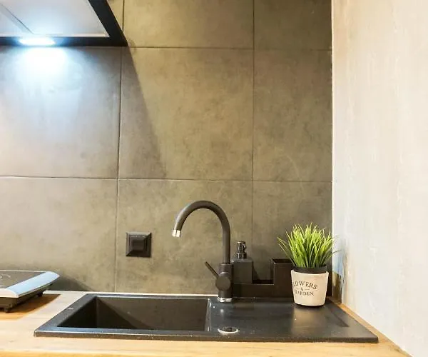 Retro Διαμέρισμα *